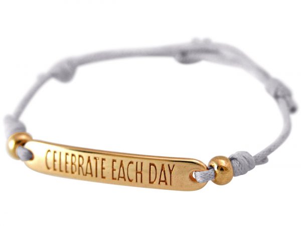 Gemshine - Damen - Armband - Gravur - CELEBRATE EACH DAY - Rose Vergoldet - Hellgrau